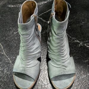 Miz Mooz wedge bootie